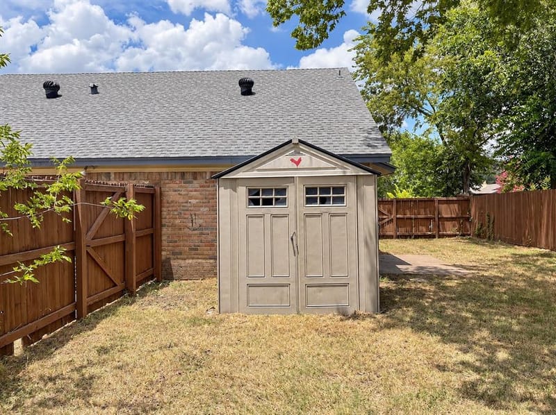2926 Bonanza Lane, Garland TX 75042 - Photo 17