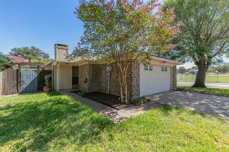 1710 Magnolia Lane, Euless TX 76039