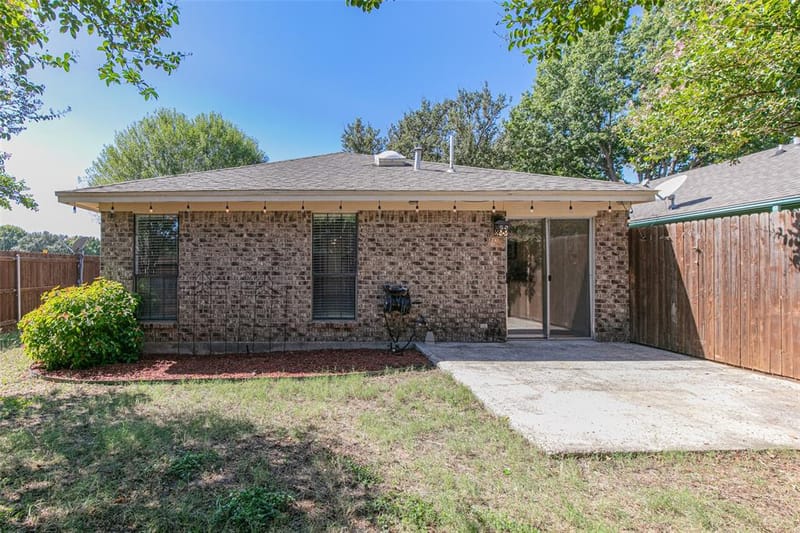 1710 Magnolia Lane, Euless TX 76039 - Photo 14