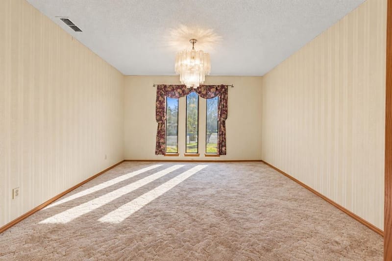 1605 Heather Court, Cleburne TX 76033 - Photo 9