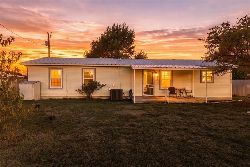 560 Green Acres Road, Weatherford TX 76088 - Photo 27