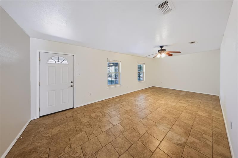 560 Green Acres Road, Weatherford TX 76088 - Photo 2