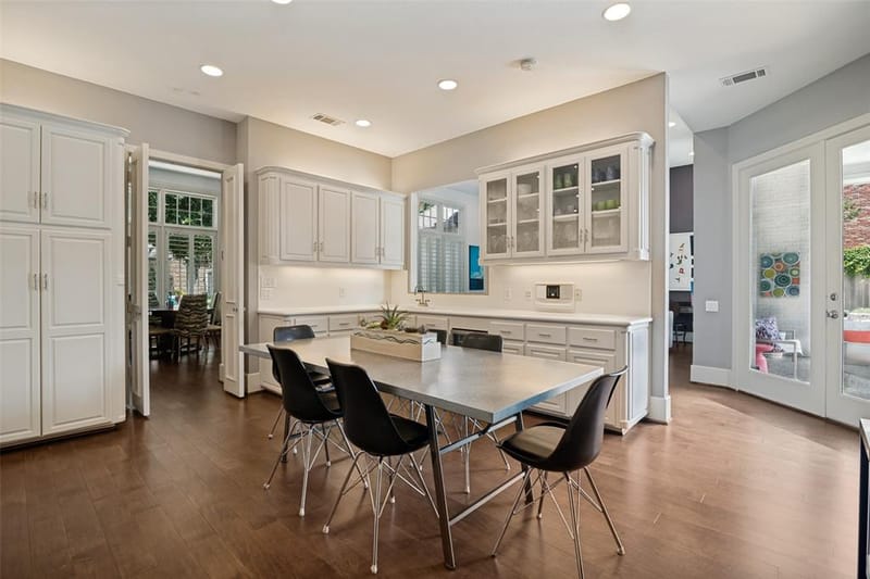 5904 Kensington Drive, Plano TX 75093 - Photo 10