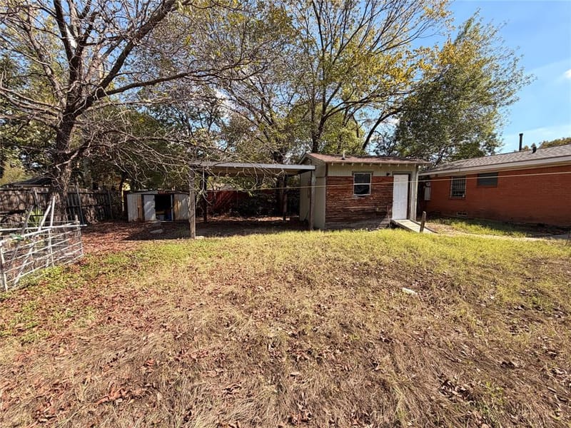 8109 Burroaks Drive, Dallas TX 75217 - Photo 25