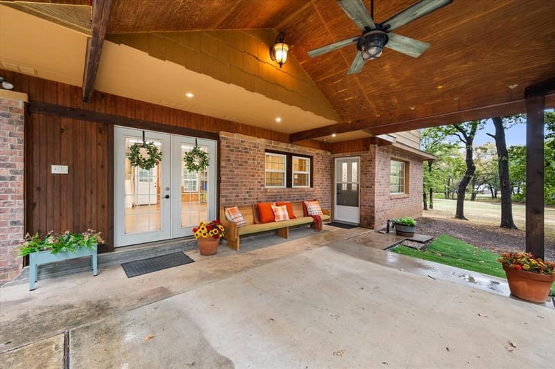 6472 Mark Drive, Burleson TX 76028 - Photo 4