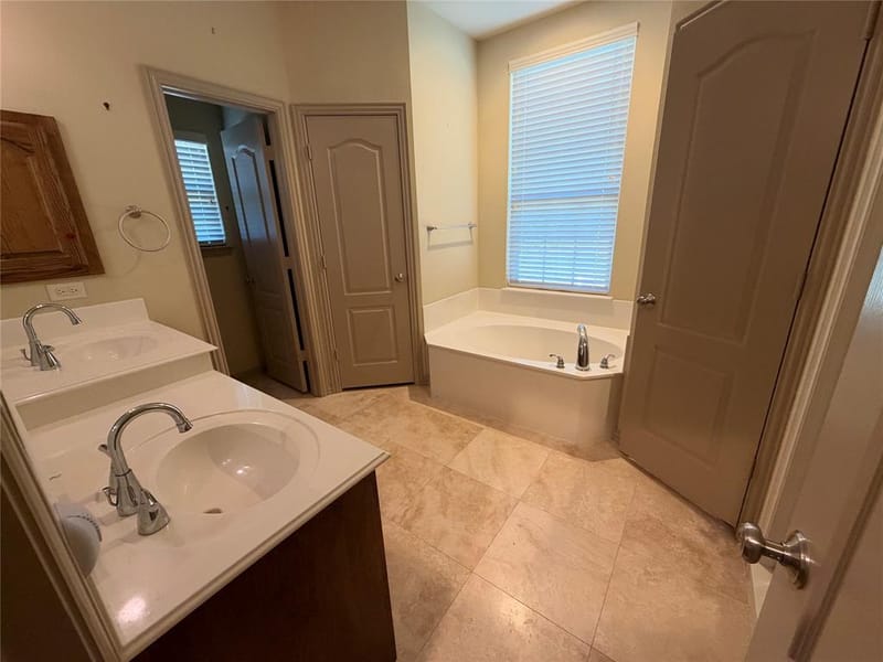 2054 County Road 1034, Greenville TX 75401 - Photo 20