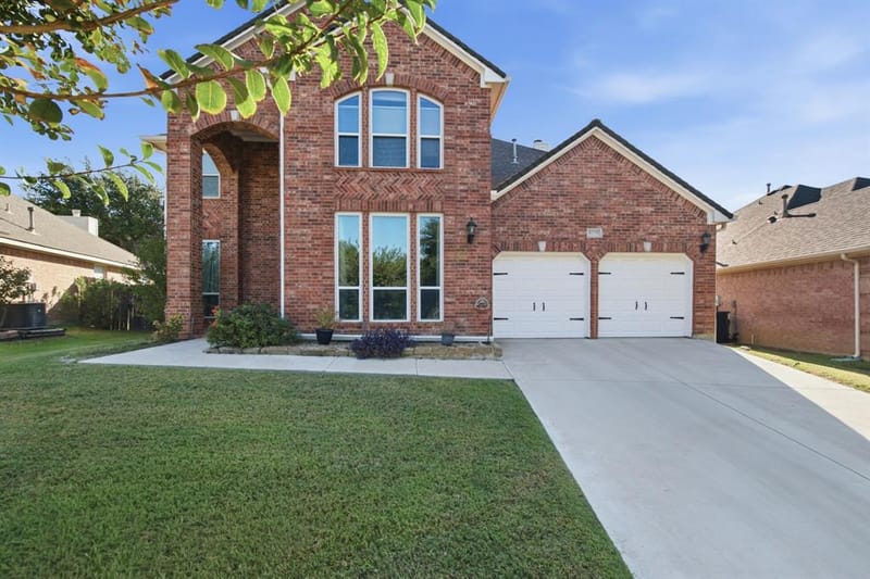 8258 Quachita Crossover, Fort Worth TX 76137 - Photo 2