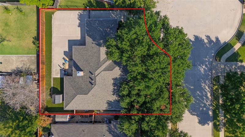 5593 Greenview Court, North Richland Hills TX 76148 - Photo 2