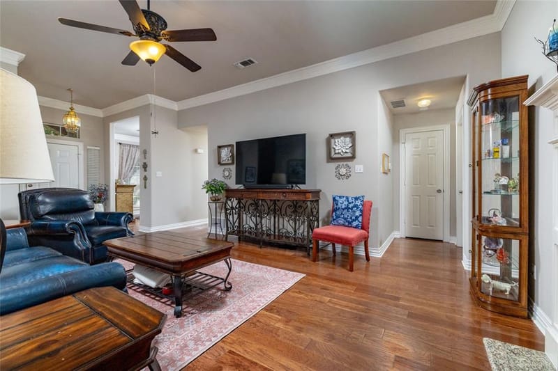 5593 Greenview Court, North Richland Hills TX 76148 - Photo 12