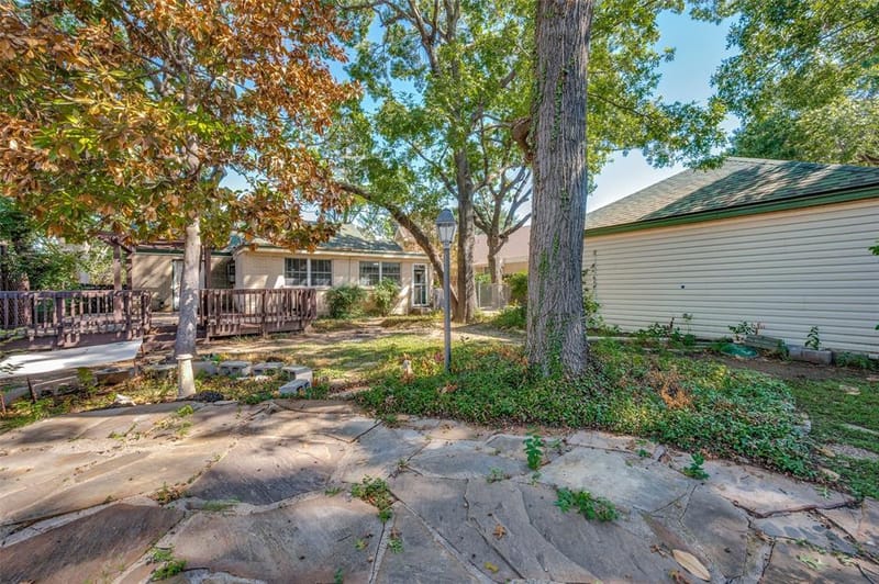 707 N Oak Cliff Boulevard, Dallas TX 75208 - Photo 23