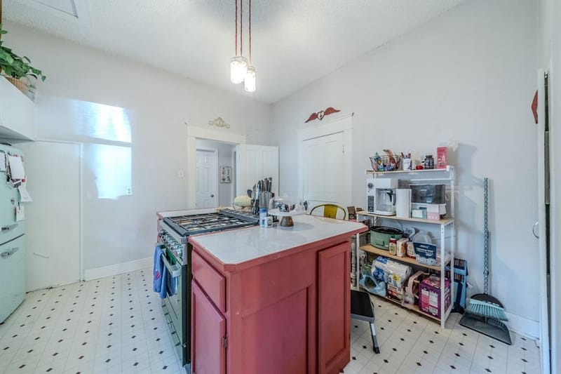 200 Williams Street, Waxahachie TX 75165 - Photo 8