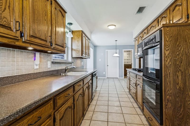 2610 Richland Drive, Garland TX 75044 - Photo 6