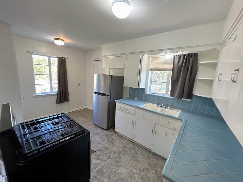 10308 Estacado Drive, Dallas TX 75228 - Photo 6