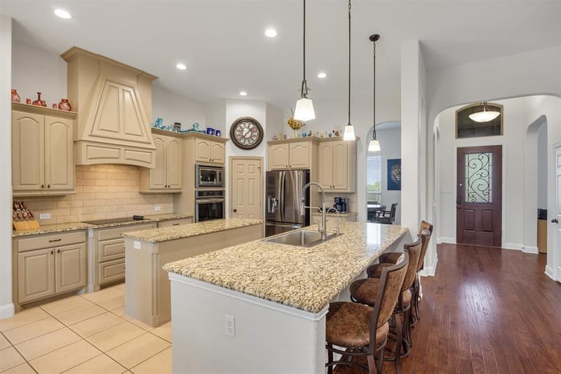 640 Cross Creek Drive, Waxahachie TX 75167 - Photo 10