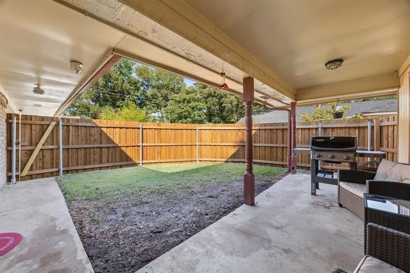 1501 Schumac Lane, Bedford TX 76022 - Photo 28