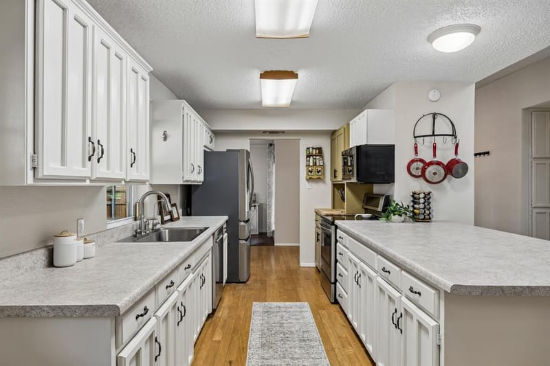 1501 Schumac Lane, Bedford TX 76022 - Photo 8