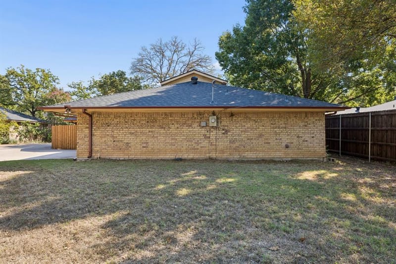 1501 Schumac Lane, Bedford TX 76022 - Photo 25