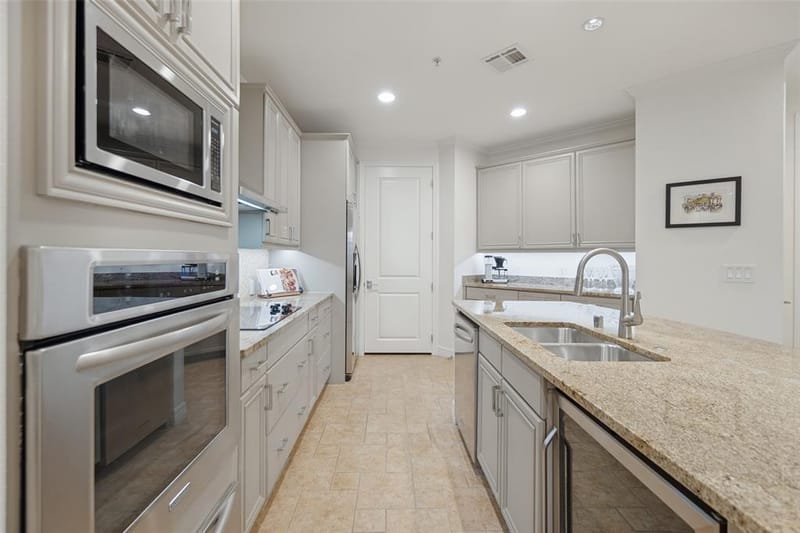8616 Turtle Creek Boulevard # 214, Dallas TX 75225 - Photo 8