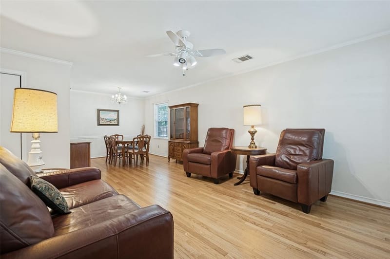 9307 Leaside Drive, Dallas TX 75238 - Photo 7