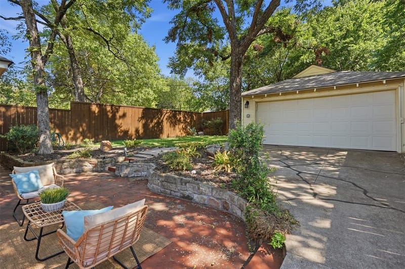 1138 N Edgefield Avenue, Dallas TX 75208 - Photo 30