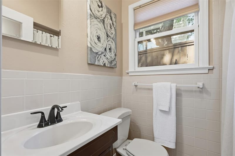1138 N Edgefield Avenue, Dallas TX 75208 - Photo 18