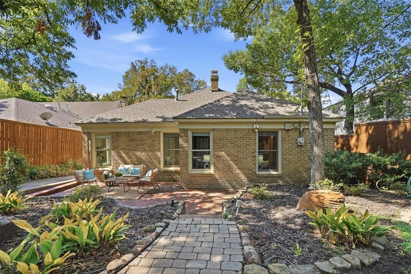 1138 N Edgefield Avenue, Dallas TX 75208 - Photo 29