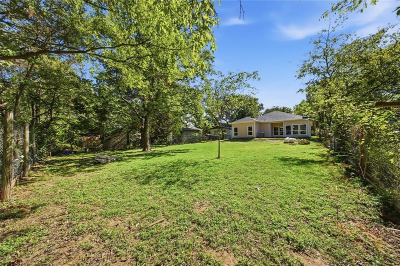 10011 Lansdowne Drive, Dallas TX 75217 - Photo 23