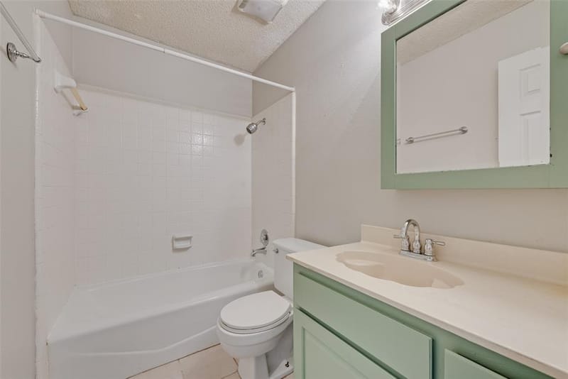 806 Wind Brooke Drive, Arlington TX 76001 - Photo 22