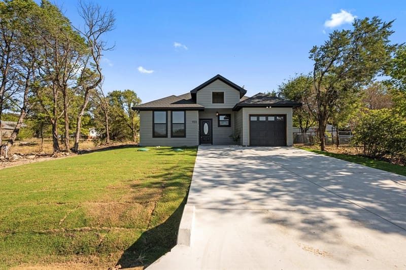 933 Nacogdoches River Drive, Granbury TX 76048