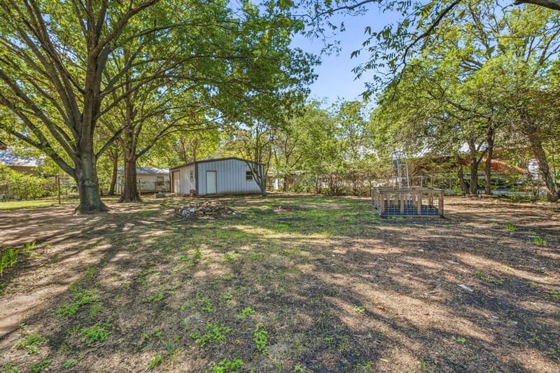 608 S Austin Street, De Leon TX 76444 - Photo 24