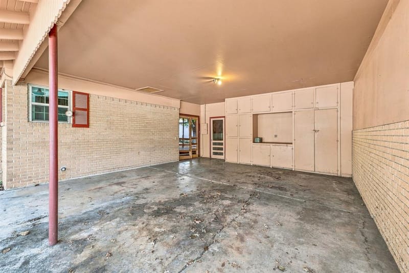 608 S Austin Street, De Leon TX 76444 - Photo 31