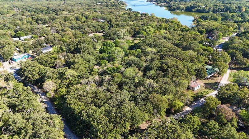 9460 Amy Drive, Hawk Cove TX 75474 - Photo 12