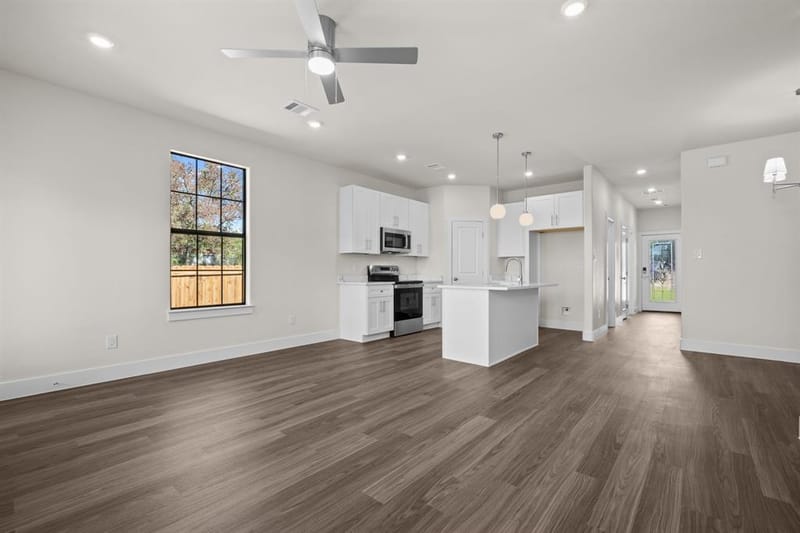 932 Bosque River Drive, Granbury TX 76048 - Photo 17