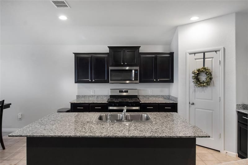 3800 Ridgeway Lane, Denton TX 76226 - Photo 10