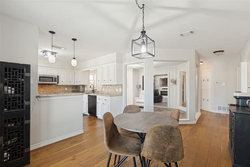 7414 Windmill Lane, Garland TX 75044 - Photo 12