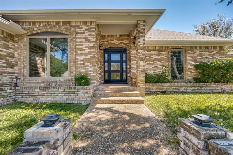 7414 Windmill Lane, Garland TX 75044 - Photo 3