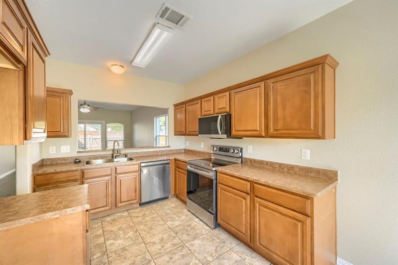 2903 Preston Trail, Grand Prairie TX 75052 - Photo 11