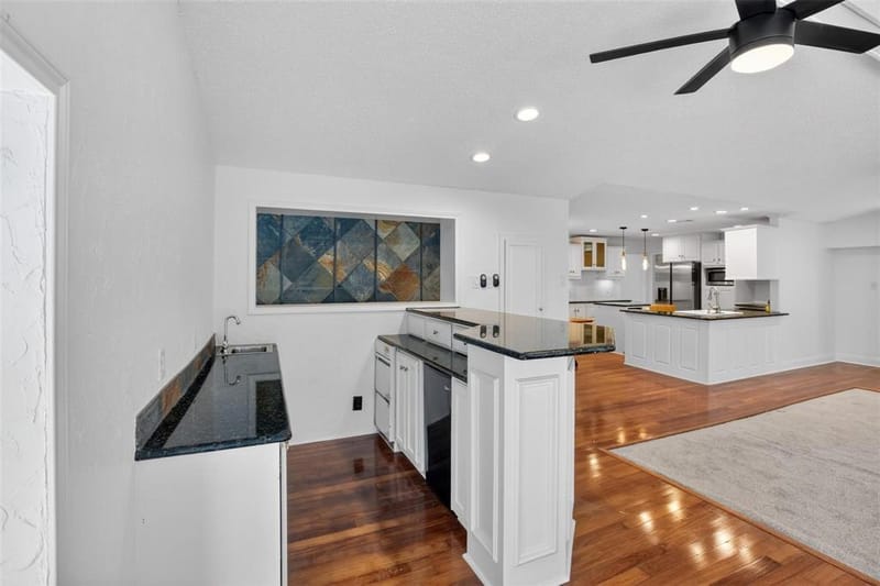9551 Highedge Drive, Dallas TX 75238 - Photo 18