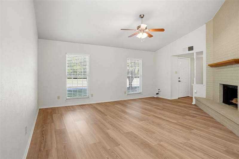 4316 Windsor Drive, Flower Mound TX 75028 - Photo 12