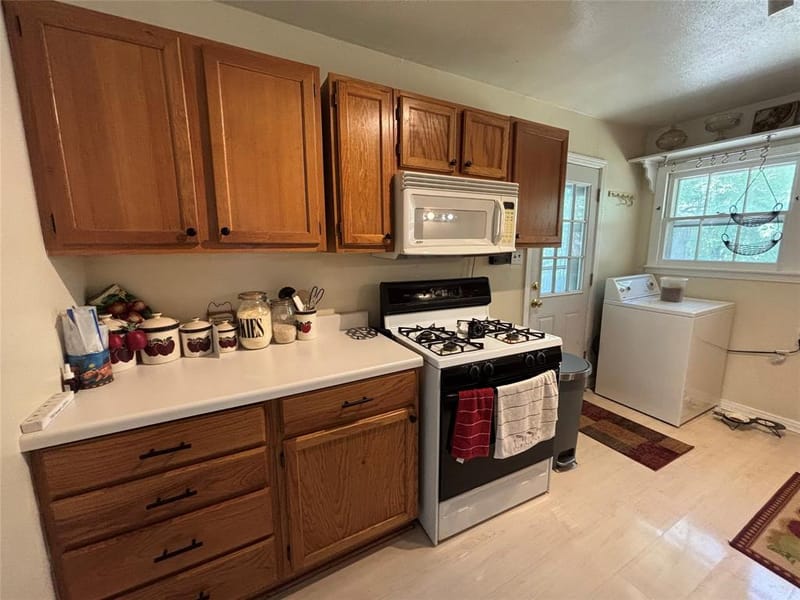 3712 Lafayette Avenue, Fort Worth TX 76107 - Photo 9
