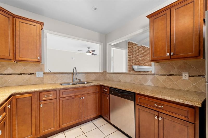6907 Pickrell Drive, Dallas TX 75227 - Photo 12
