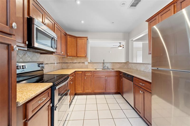 6907 Pickrell Drive, Dallas TX 75227 - Photo 10