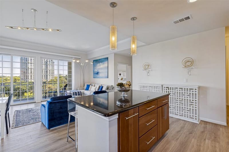 3225 Turtle Creek Boulevard # 548, Dallas TX 75219 - Photo 7