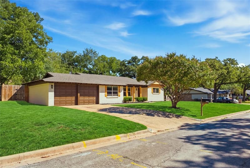 516 Caduceus Lane, Hurst TX 76053 - Photo 2