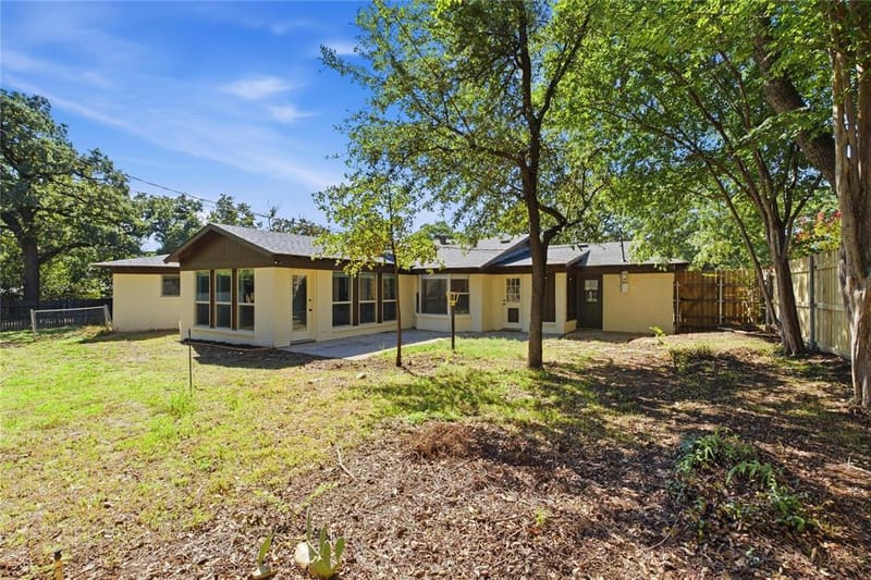 516 Caduceus Lane, Hurst TX 76053 - Photo 32