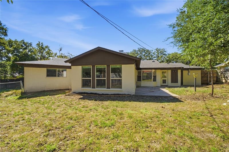 516 Caduceus Lane, Hurst TX 76053 - Photo 34