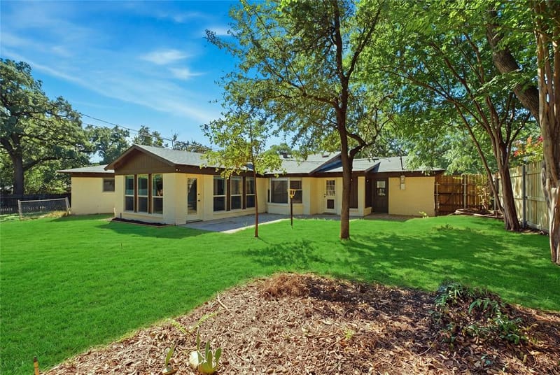 516 Caduceus Lane, Hurst TX 76053 - Photo 31
