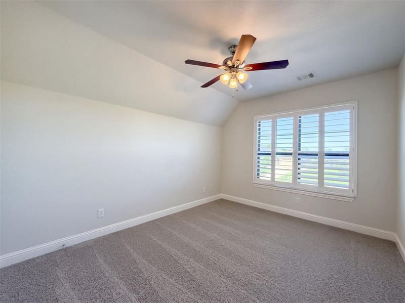 1505 Hudson Drive, Ennis TX 75119 - Photo 4