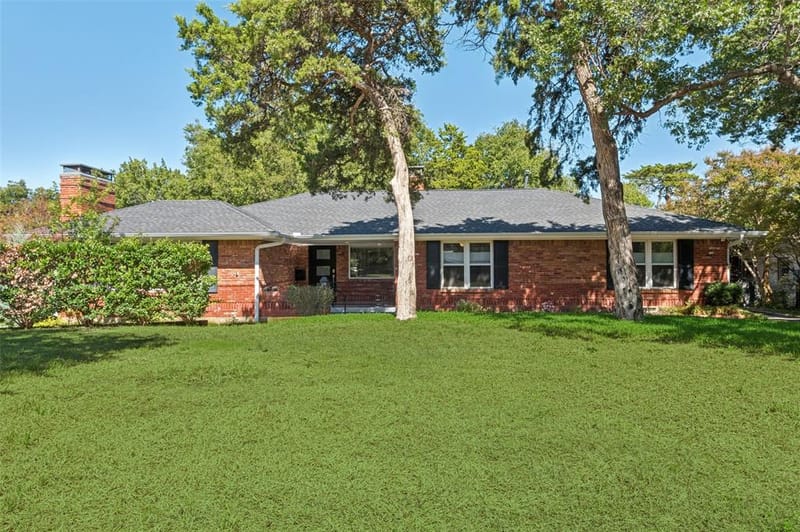 447 W Colorado Boulevard, Dallas TX 75208 - Photo 7