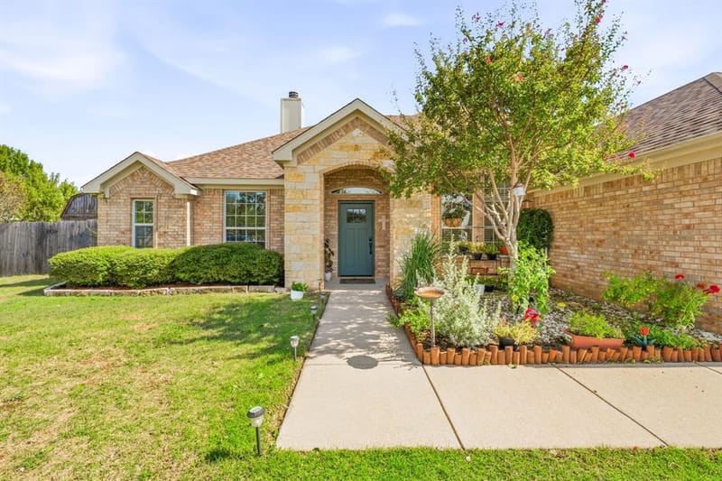 3128 Meandering Way, Granbury TX 76049 - Photo 2